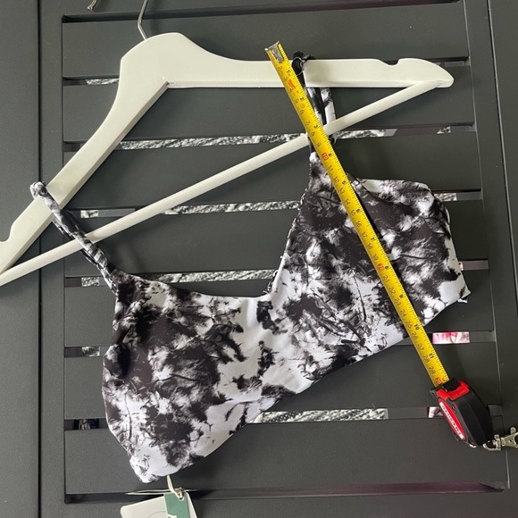 (SET) Ebony Tie Dye Reversible Bikini. - Picture 5 of 9